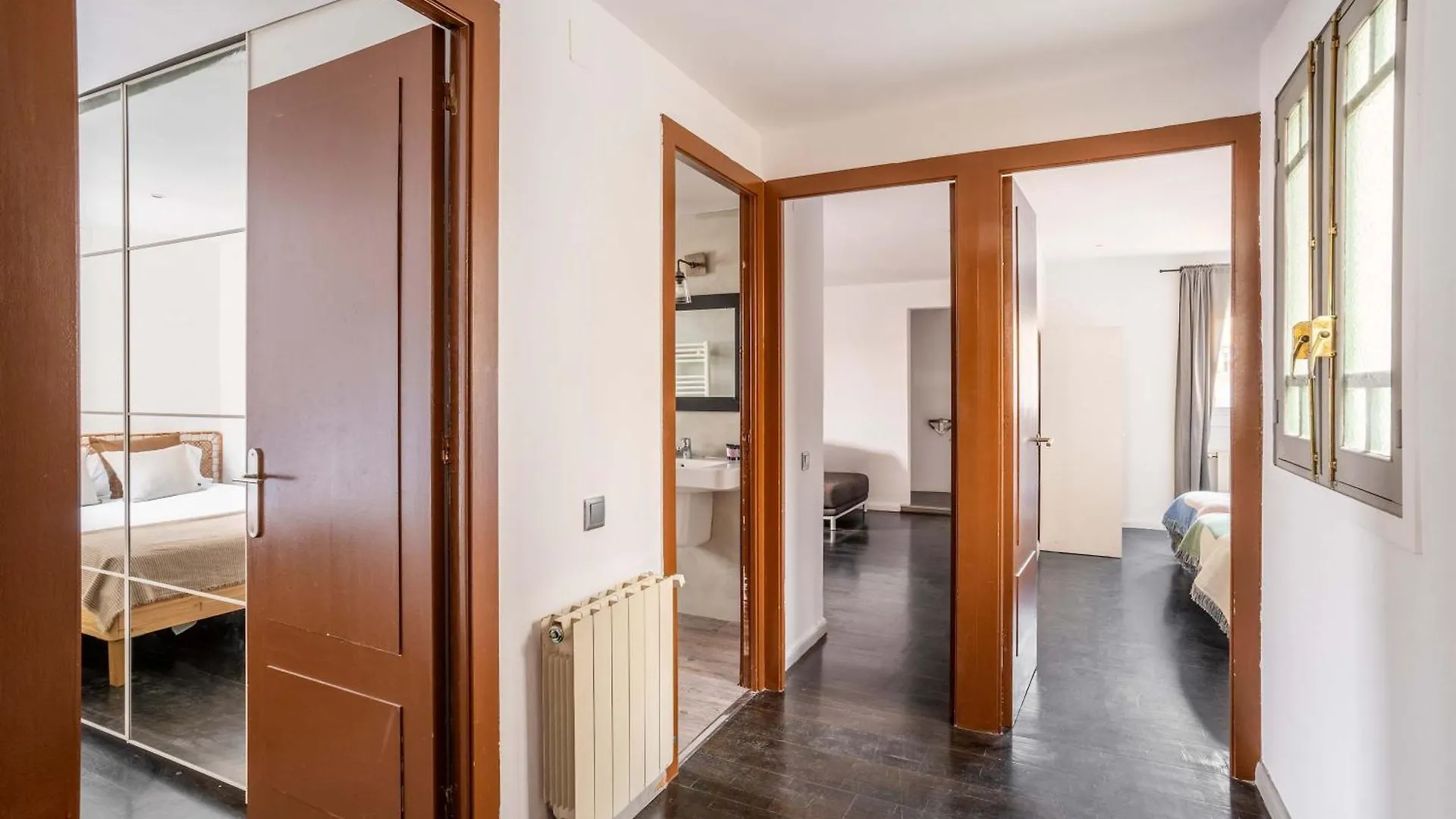 Amazing 3 Bedroom Penthouse In Plaza Espana Barcelona Apartment